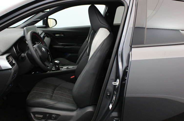 TOYOTA C-HR SUV Hybride Essence