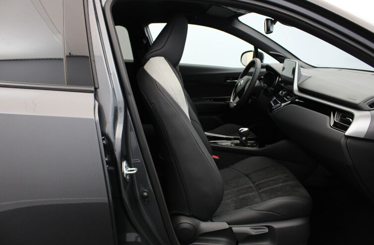 TOYOTA C-HR SUV Hybride Essence