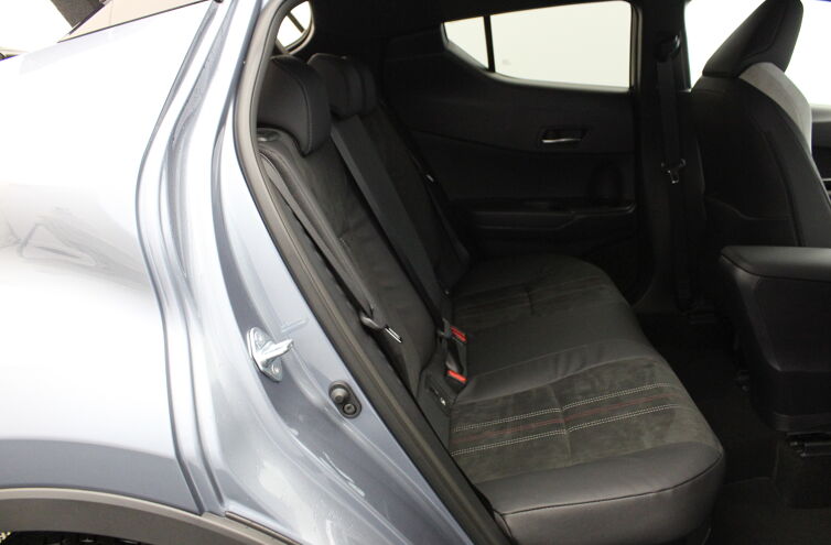TOYOTA C-HR SUV Hybride Essence