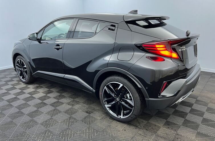 TOYOTA C-HR SUV Hybride Essence