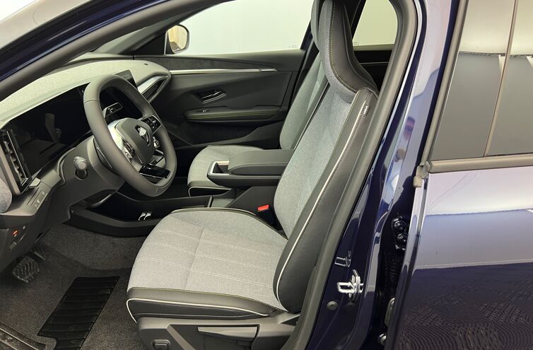 RENAULT Megane E-Tech 100 % électrique Berline Electrique