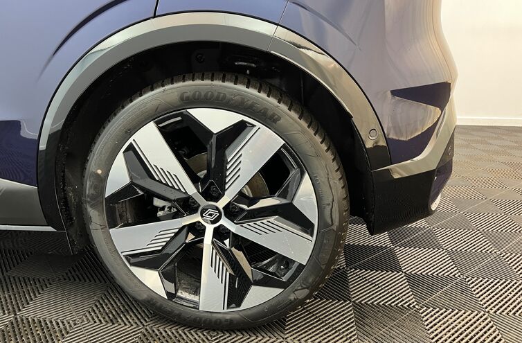 RENAULT Megane E-Tech 100 % électrique Berline Electrique