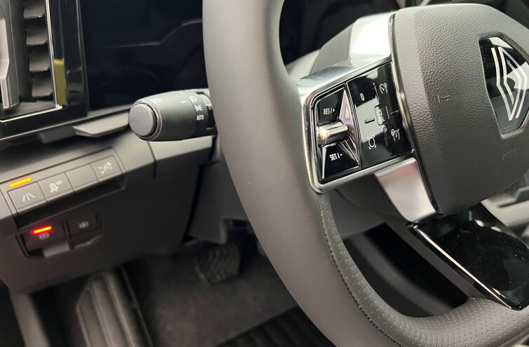 RENAULT Megane E-Tech 100 % électrique Berline Electrique
