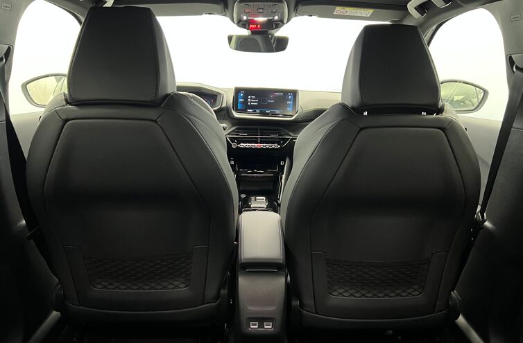 PEUGEOT 2008 SUV Essence