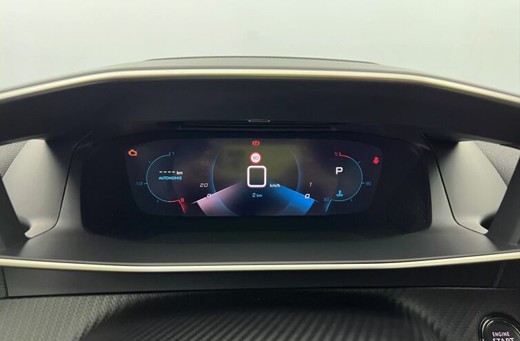 PEUGEOT 2008 SUV Essence
