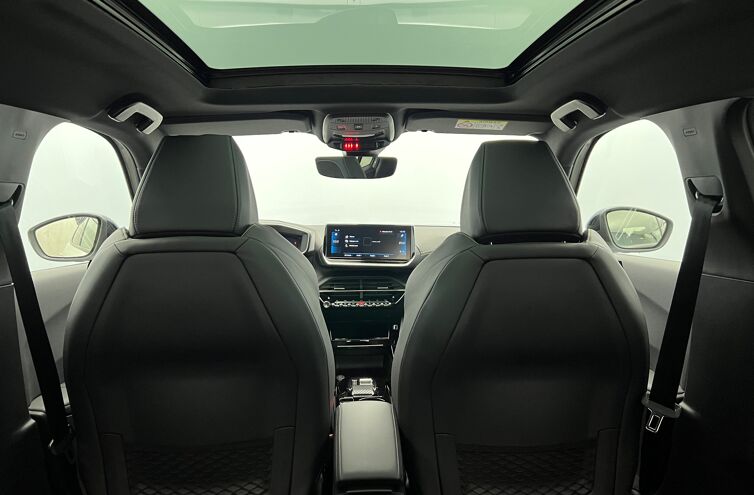 PEUGEOT 2008 SUV Essence