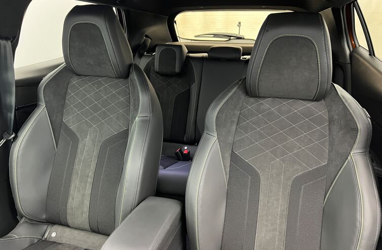 PEUGEOT 2008 SUV Essence