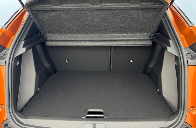 PEUGEOT 2008 SUV Essence