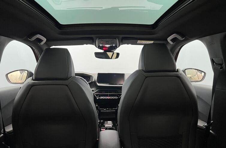 PEUGEOT 2008 SUV Essence