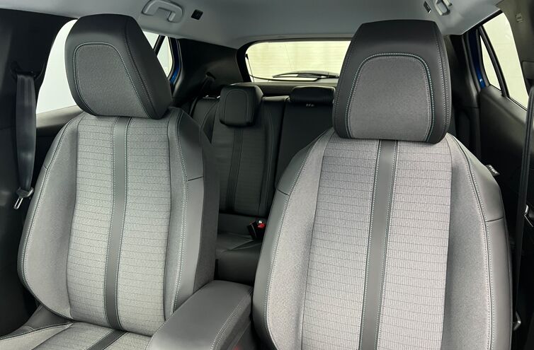 PEUGEOT 2008 SUV Essence