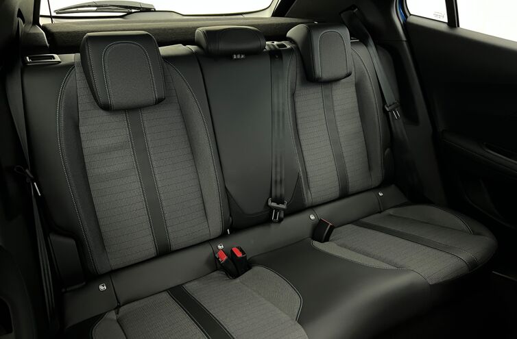 PEUGEOT 2008 SUV Essence