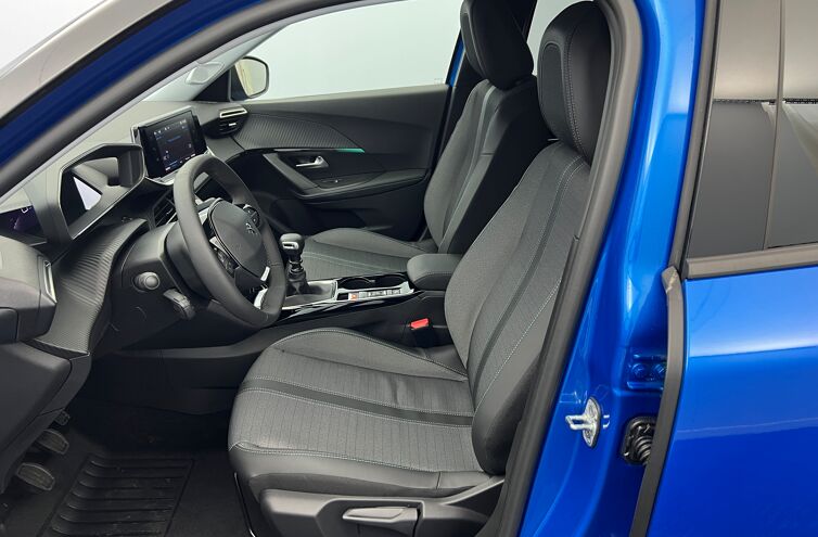 PEUGEOT 2008 SUV Essence