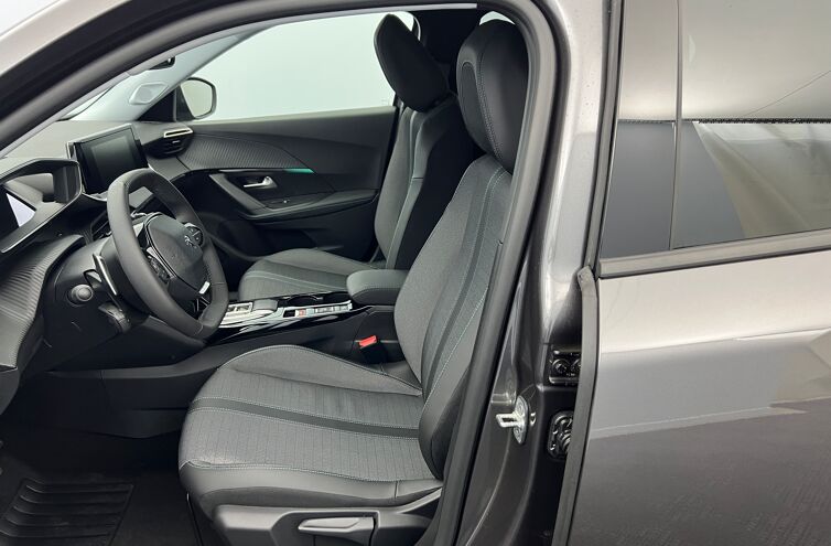 PEUGEOT 2008 SUV Essence