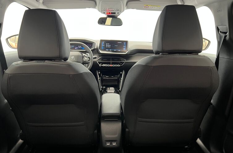 PEUGEOT 2008 SUV Essence