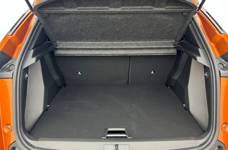 PEUGEOT 2008 SUV Essence