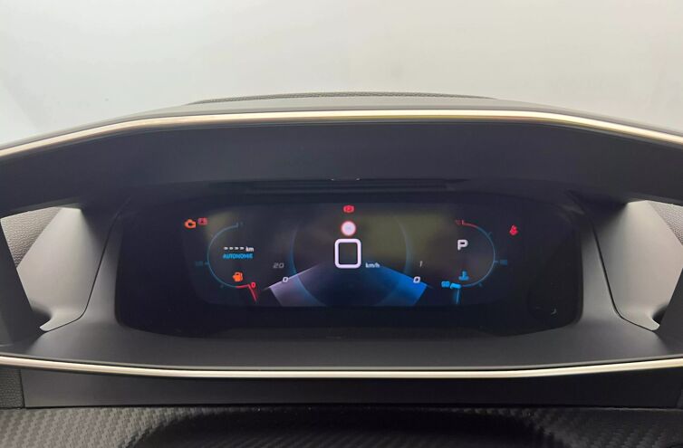 PEUGEOT 2008 SUV Essence