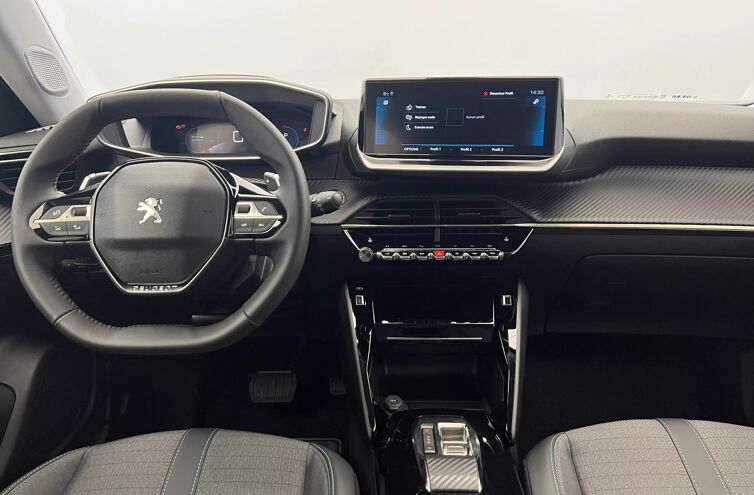 PEUGEOT 2008 SUV Essence