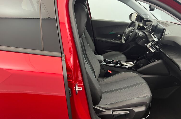 PEUGEOT 2008 SUV Essence