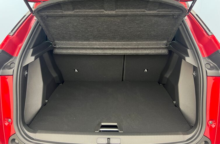 PEUGEOT 2008 SUV Essence