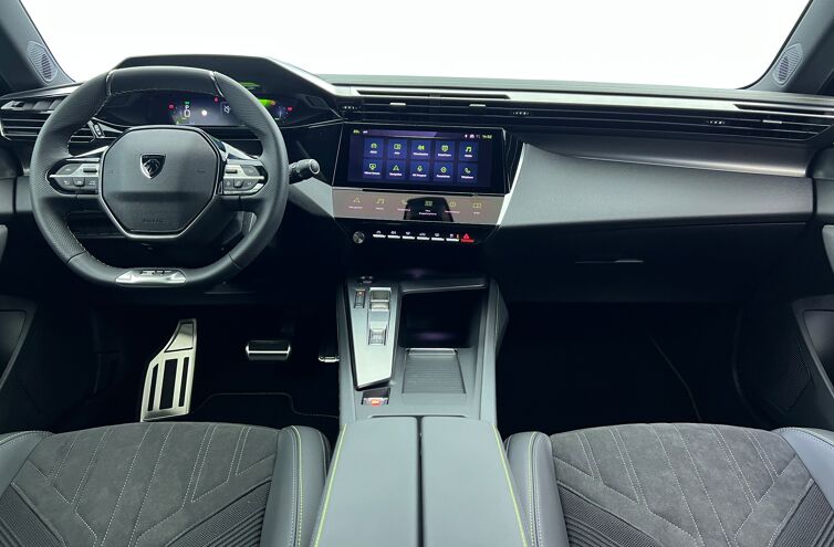 PEUGEOT 308 Berline Essence