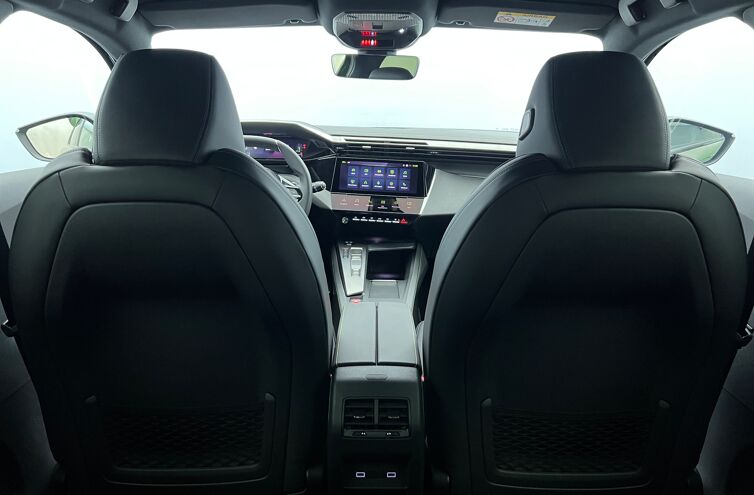 PEUGEOT 308 Berline Essence
