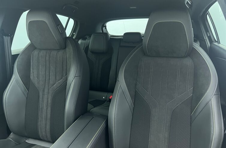 PEUGEOT 308 Berline Essence