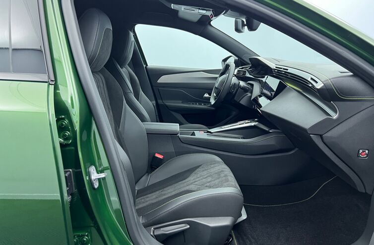 PEUGEOT 308 Berline Essence