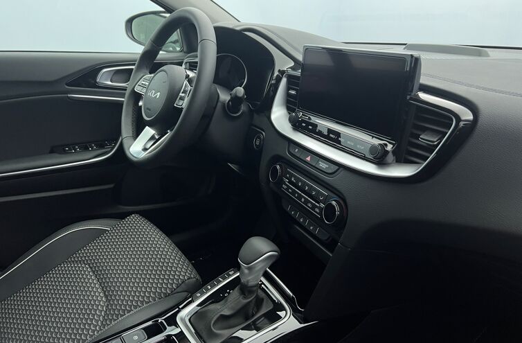 KIA XCeed Hybride Rechargeable Berline Hybride Essence