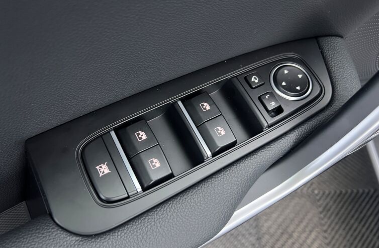 KIA XCeed Hybride Rechargeable Berline Hybride Essence