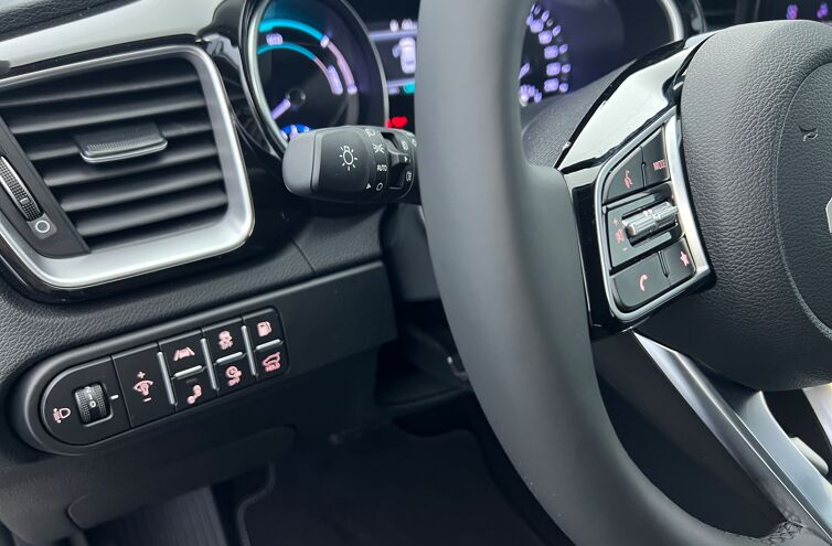 KIA XCeed Hybride Rechargeable Berline Hybride Essence