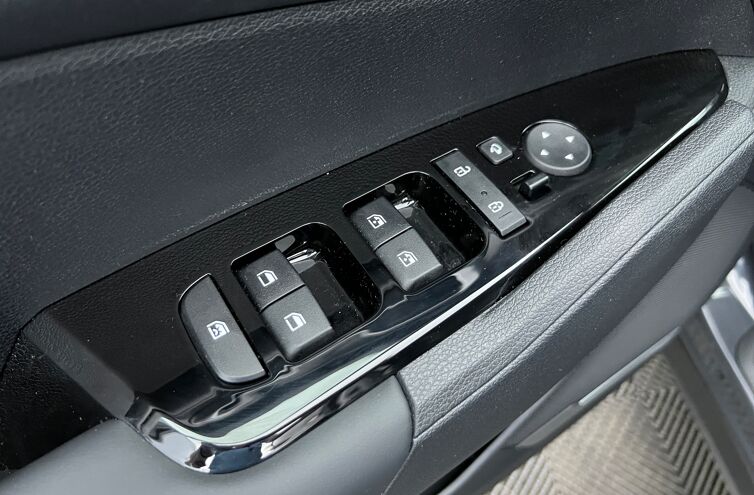 KIA Sportage Nouveau SUV Essence Hybride