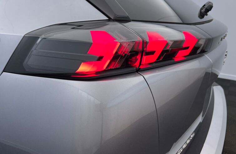 PEUGEOT 2008 SUV Electrique