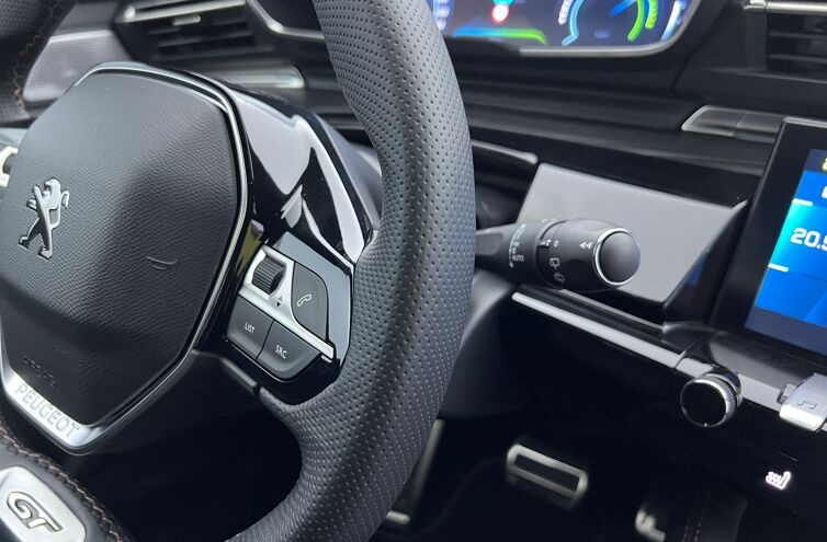 PEUGEOT 508 SW Break Hybride rechargeable Essence