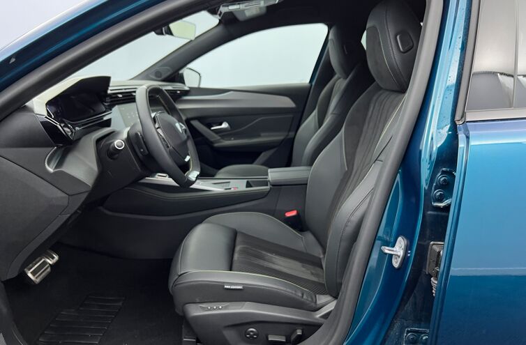PEUGEOT 408 Nouvelle Berline Hybride rechargeable Essence