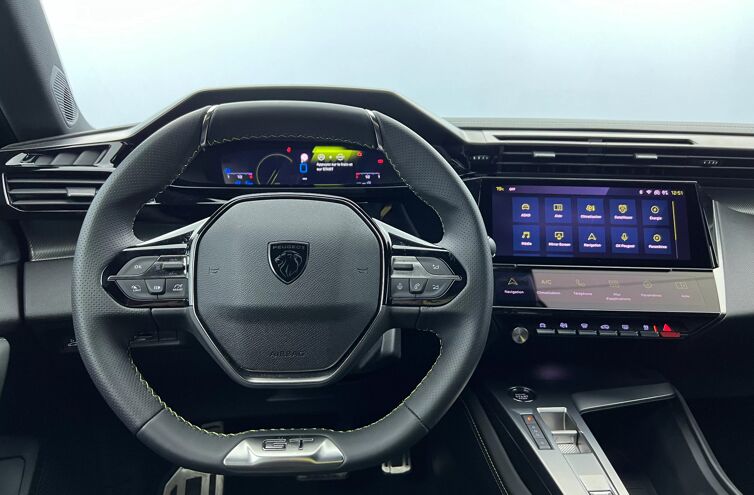 PEUGEOT 408 Nouvelle Berline Hybride rechargeable Essence