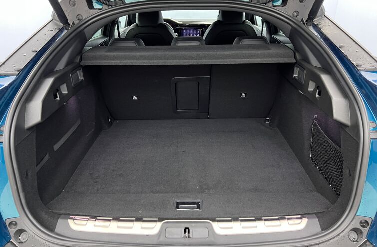 PEUGEOT 408 Nouvelle Berline Hybride rechargeable Essence
