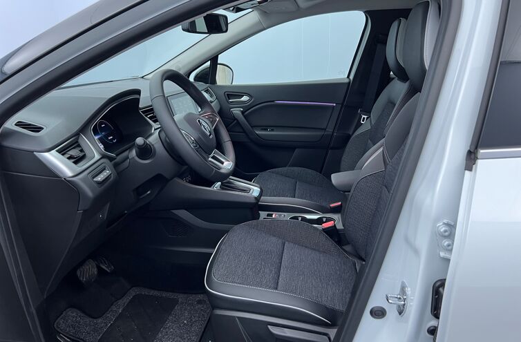 RENAULT Captur SUV Hybride rechargeable Essence