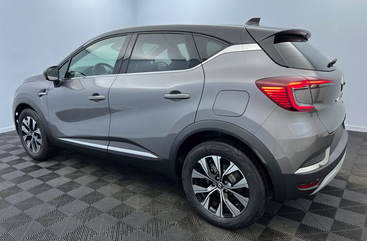 RENAULT Captur SUV Hybride rechargeable Essence