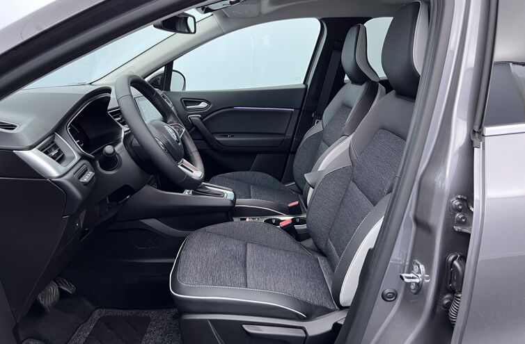 RENAULT Captur SUV Hybride rechargeable Essence