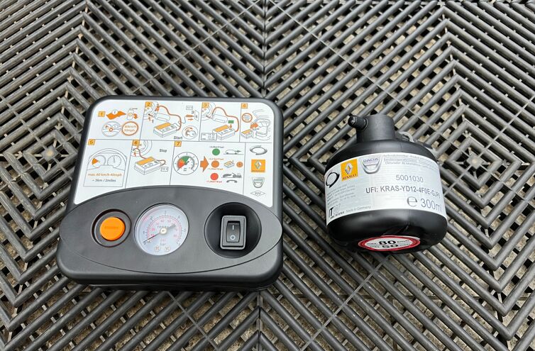 RENAULT Captur SUV Hybride rechargeable Essence