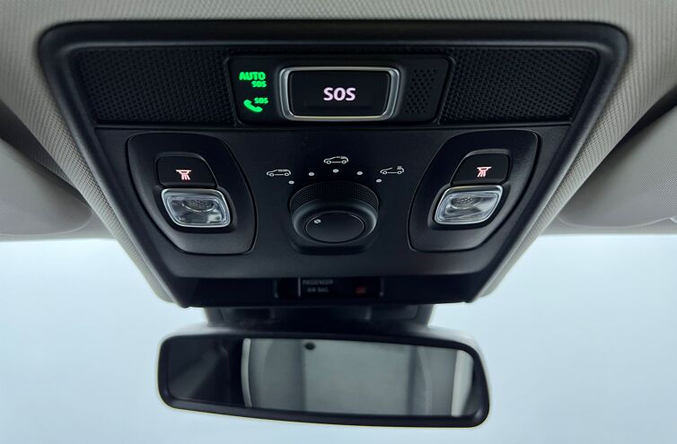 RENAULT Captur SUV Hybride rechargeable Essence