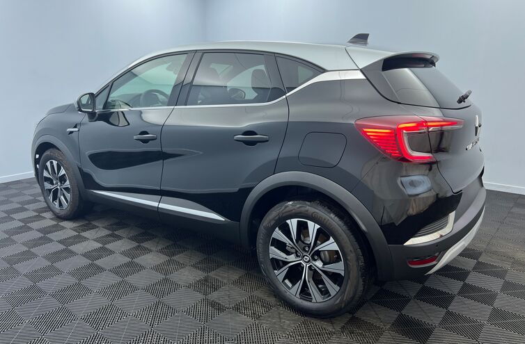 RENAULT Captur SUV Hybride rechargeable Essence
