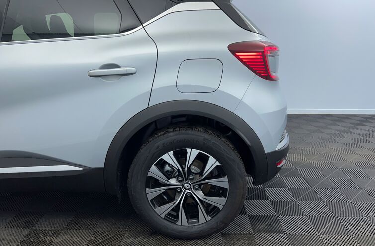 RENAULT Captur SUV Hybride rechargeable Essence