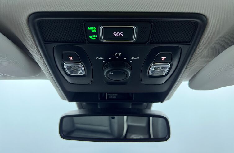 RENAULT Captur SUV Hybride rechargeable Essence