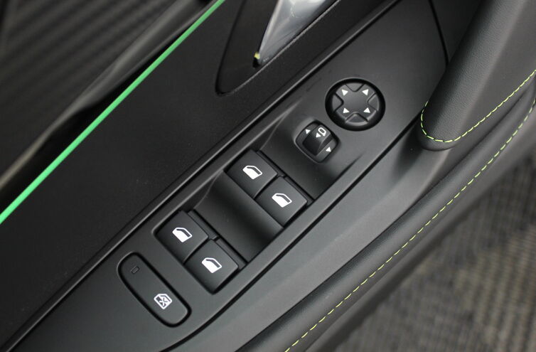 PEUGEOT 208 Citadine Electrique