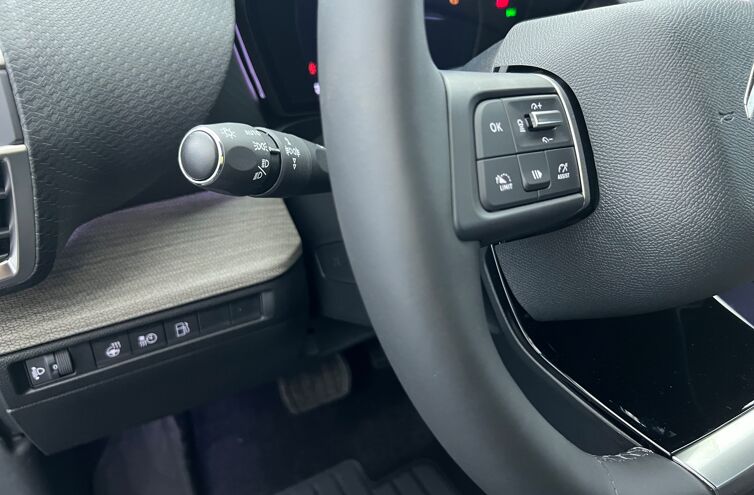 CITROEN C5 X Berline Hybride rechargeable Essence