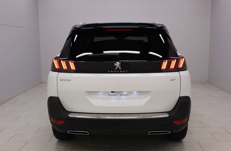 PEUGEOT 5008 SUV Diesel