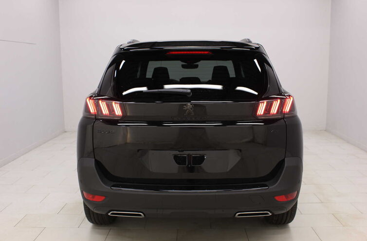 PEUGEOT 5008 SUV Diesel