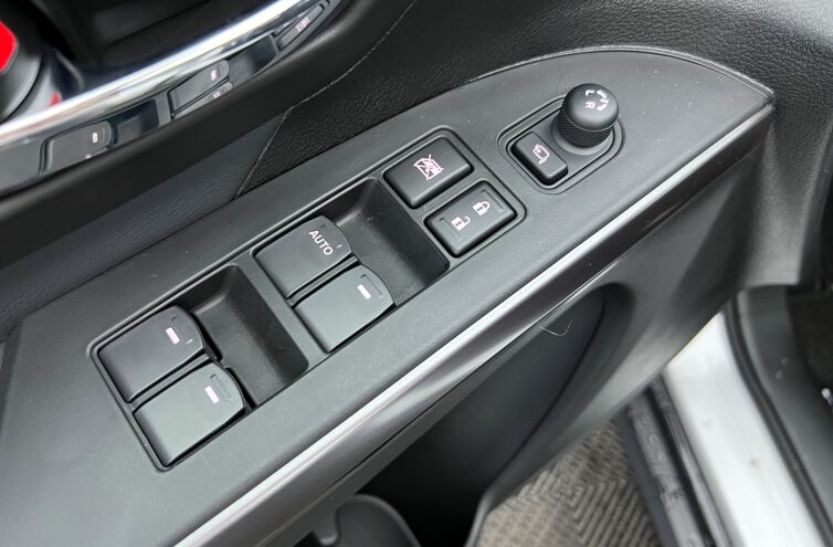 SUZUKI S-Cross SUV Hybride Essence
