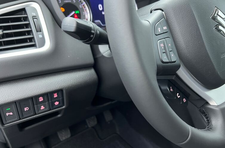 SUZUKI S-Cross SUV Hybride Essence